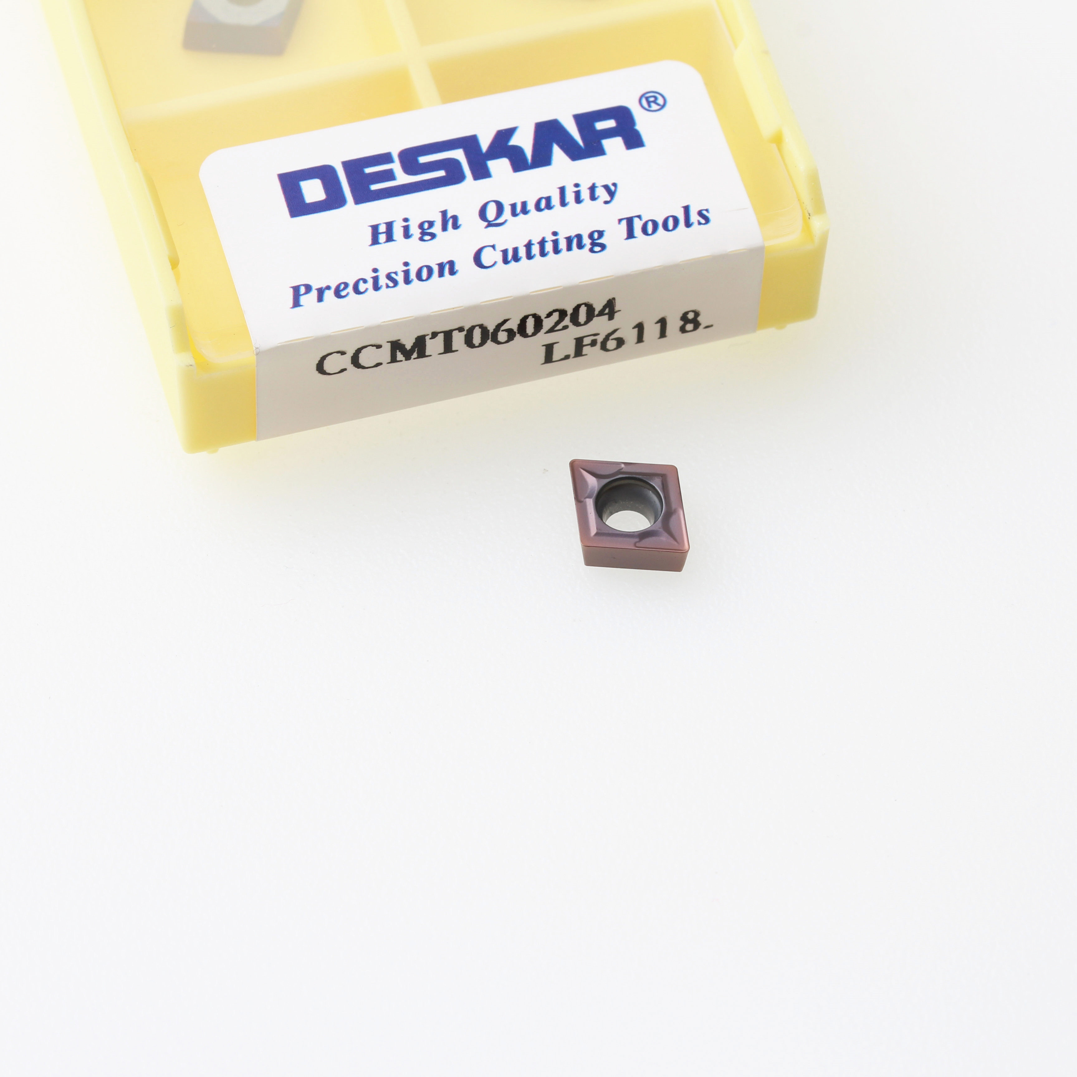 Фото 3: CCMT 060204 LF6118 пластина для точения DESKAR