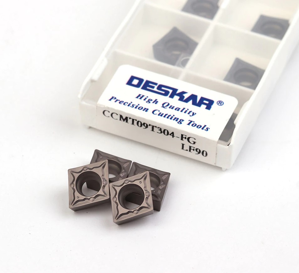 Фото 5: CCMT 09T304 FG LF90 пластина для точения DESKAR