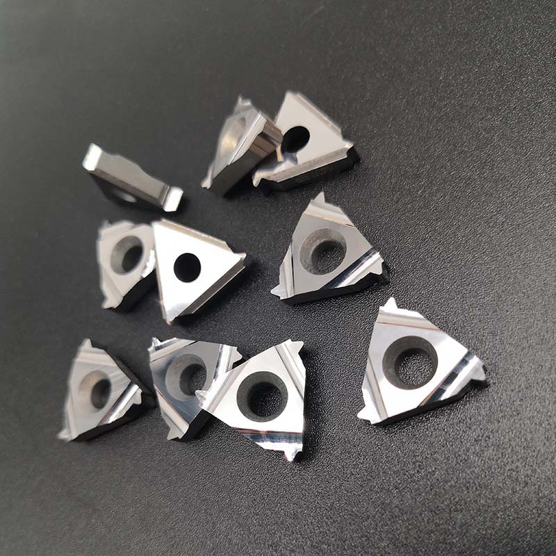 Фото 4: 16ER 14W K15 пластина резьбовая DESKAR