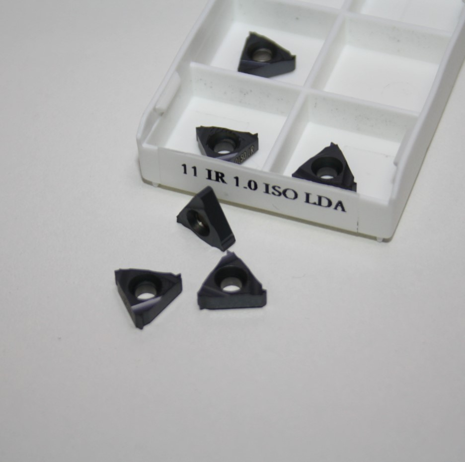 Фото 6: 11IR 1.0 ISO LDA пластина резьбовая DESKAR