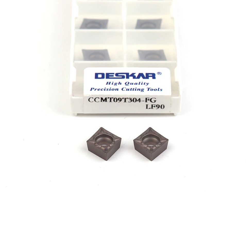 Фото 4: CCMT 09T304 FG LF90 пластина для точения DESKAR