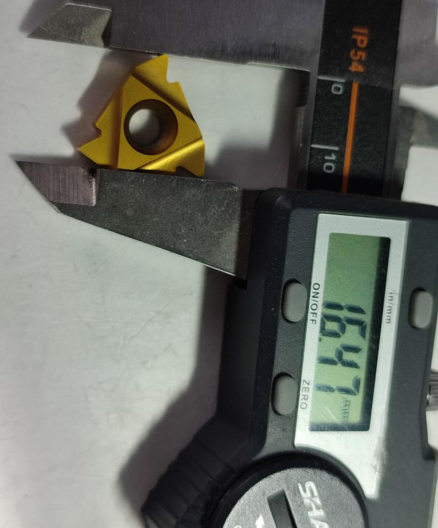 Фото 3: 22ER 4.5 ISO LDC пластина резьбовая DESKAR