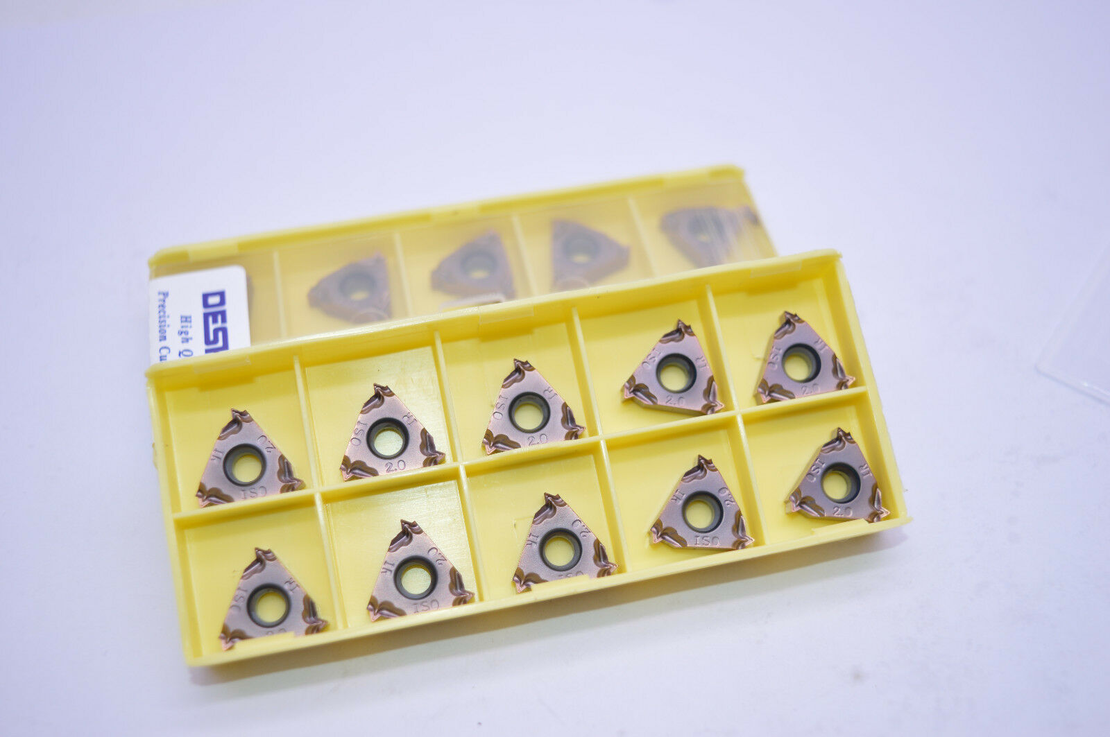 Фото 9: 16IRM 2.0 ISO LF6018 пластина резьбовая DESKAR