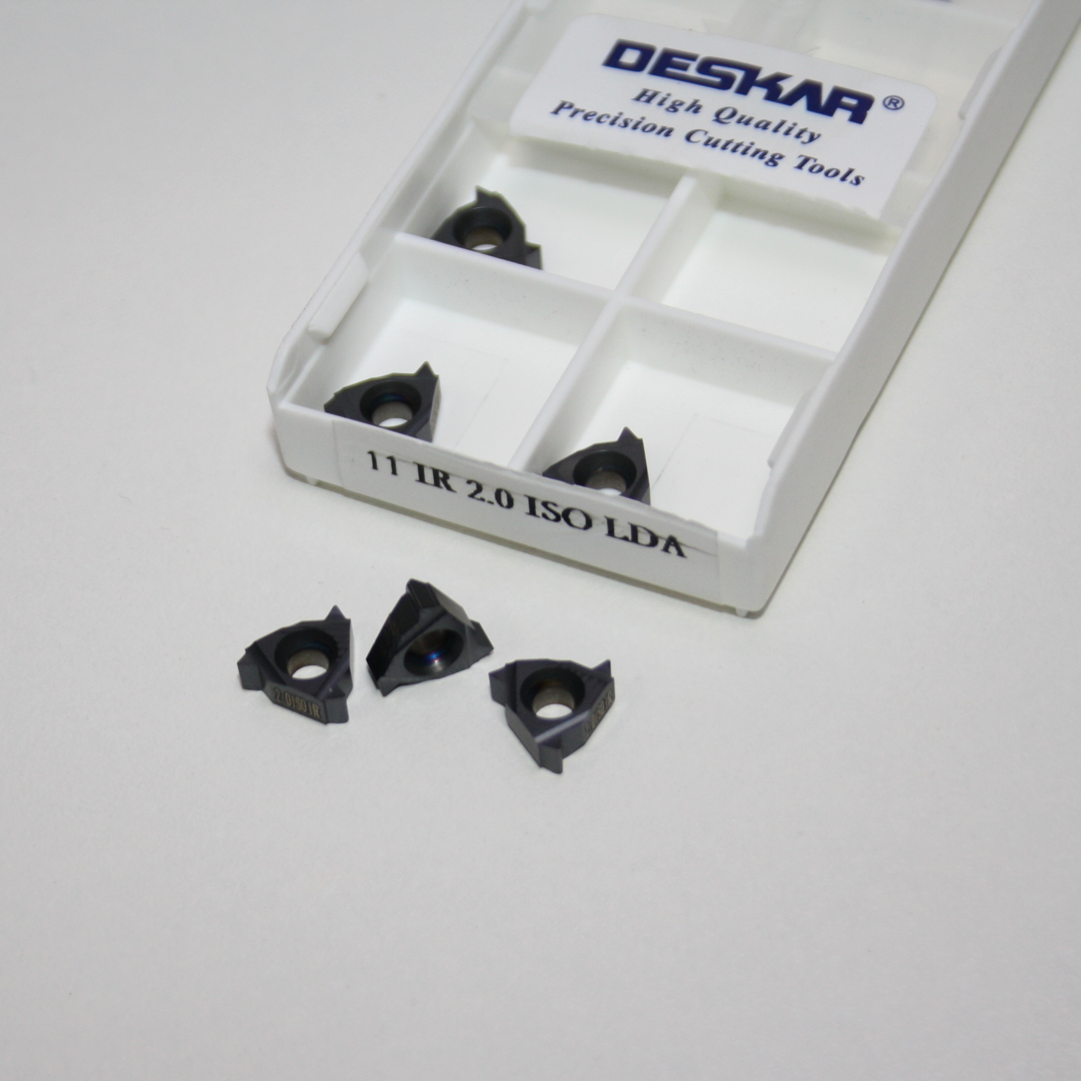 Фото 7: 11IR 2.0 ISO LDA пластина резьбовая DESKAR